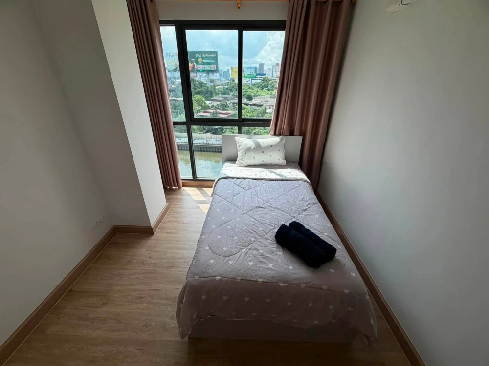 For rent: The Excel Hideaway Sukhumvit 50. Corner unit offering privacy, beautiful unblocked view. Don't miss out!