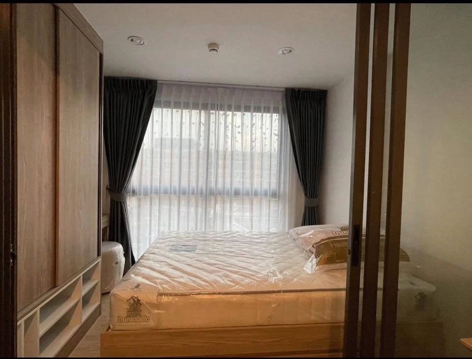 For rent: The Excel Hideaway Sukhumvit 50, corner unit, comfortable, low floor, fully furnished. Book now!