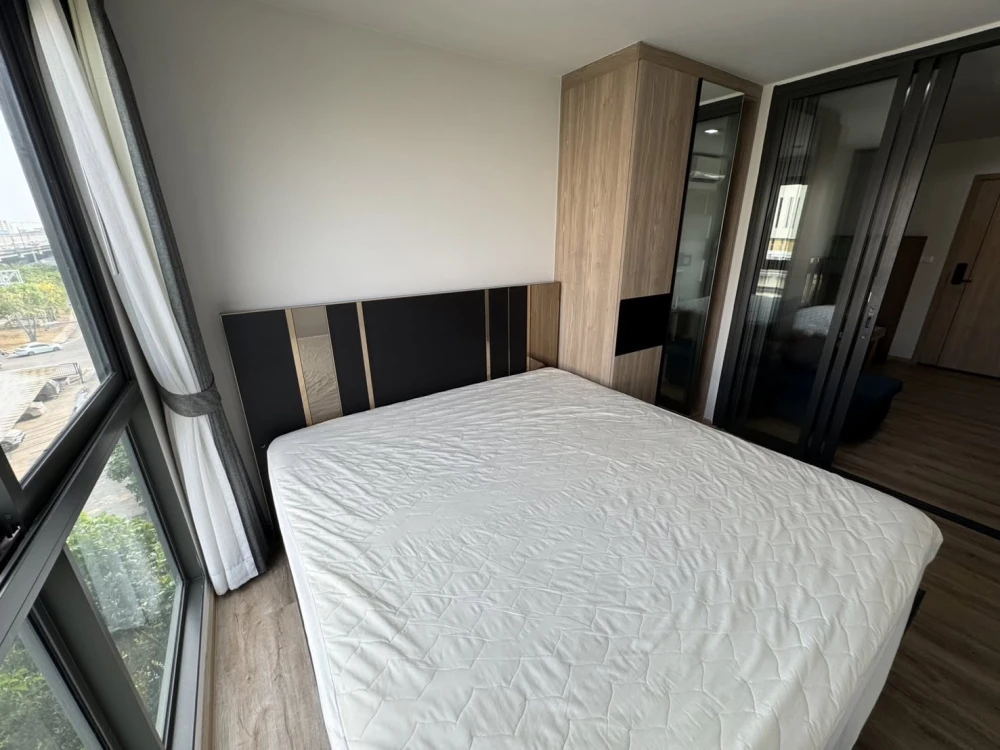 For rent: The Excel Hideaway Sukhumvit 71, 1 bedroom, 1 bathroom unit. Fully furnished and ready to move in. Just bring your belongings!
