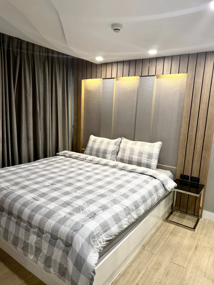 For rent: The Feelture Pattaya. Beautifully decorated room with high-quality built-in wall units in a prime location. Don't miss out!