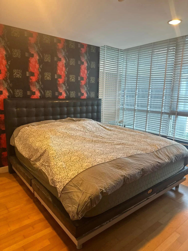 For rent: The Fine @ river, Chao Phraya River view, opposite Capella Hotel, fully furnished, must book.