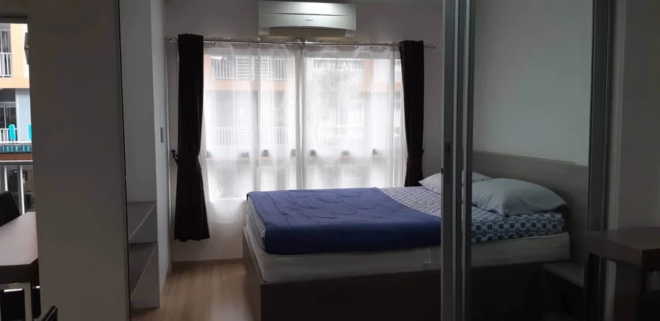 For rent: The Grass Pattaya, a nice room on the 2nd floor, fully furnished, great location, great common area. Reserve now!
