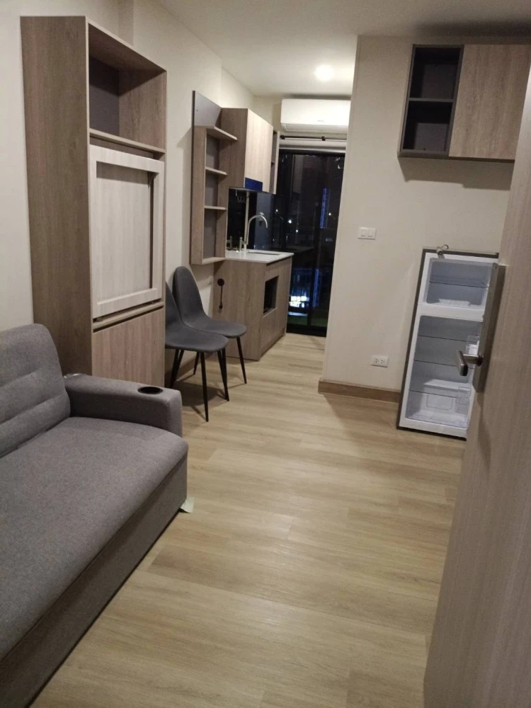 For rent: The Indeed Condo Amata, 8th floor, pool view, fully furnished, nice to live in, reserve now, hurry!