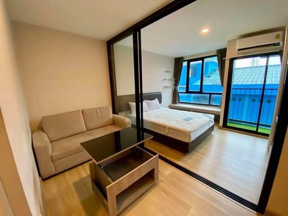 For rent: The Indeed Condo Amata, corner unit offering privacy, fully furnished and equipped with appliances. Book now!