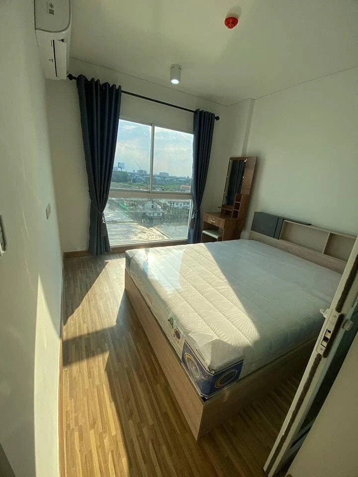 For rent: The Iris Bangya, 4th floor, fully furnished, nice to live in, book now, don't miss out.