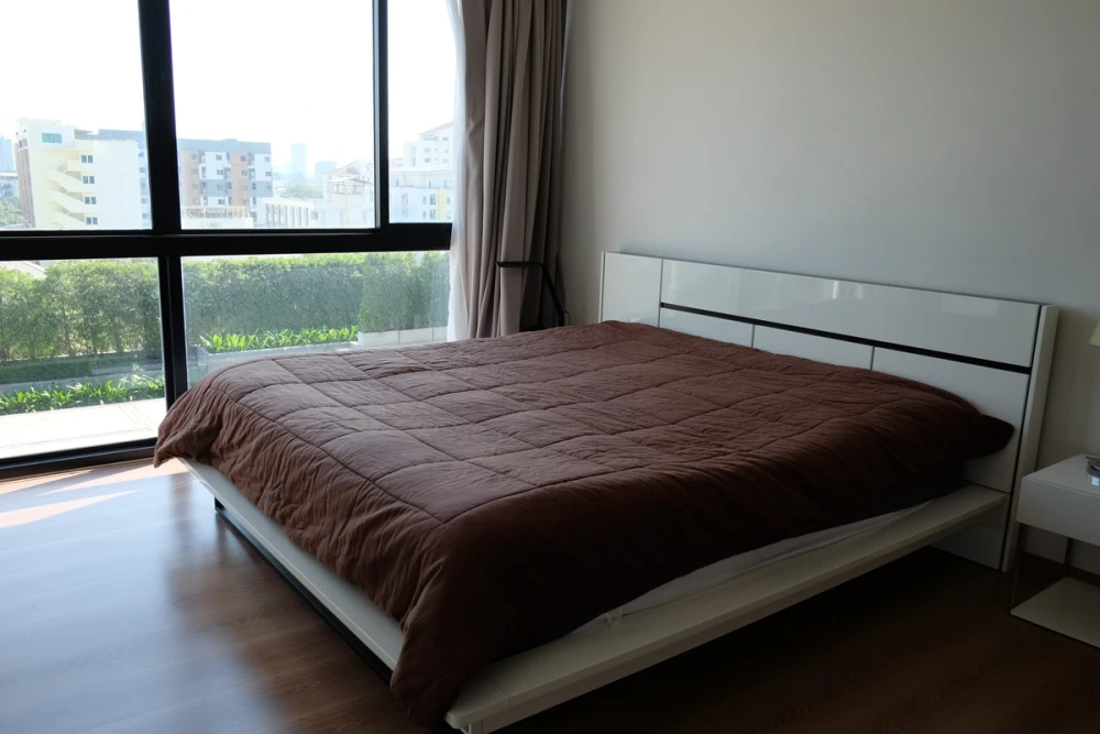 For rent: The Issara Ladprao, 7th floor, nice room, fully furnished, reserve now.