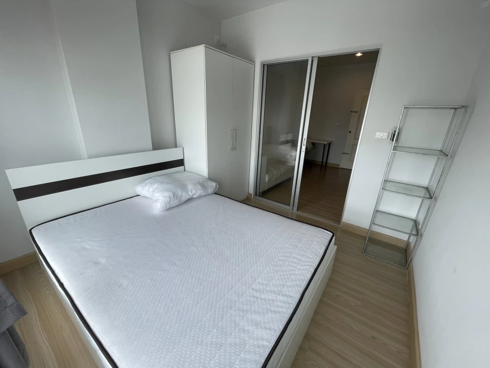 For rent: The Kith Rangsit-Tiwanon, a nice room with complete furniture and amenities. Don't miss it.