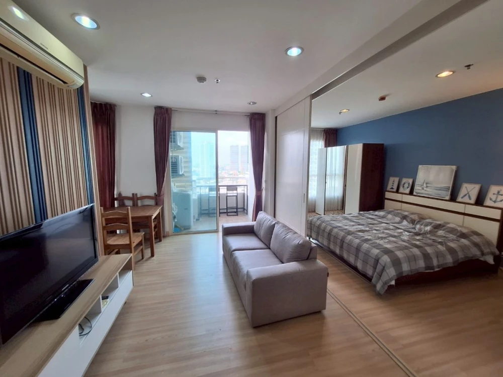 For rent: The LightHouse Sathorn-Chareonnakorn, 18th floor, great view, fully furnished room, reserve now, don't miss out!