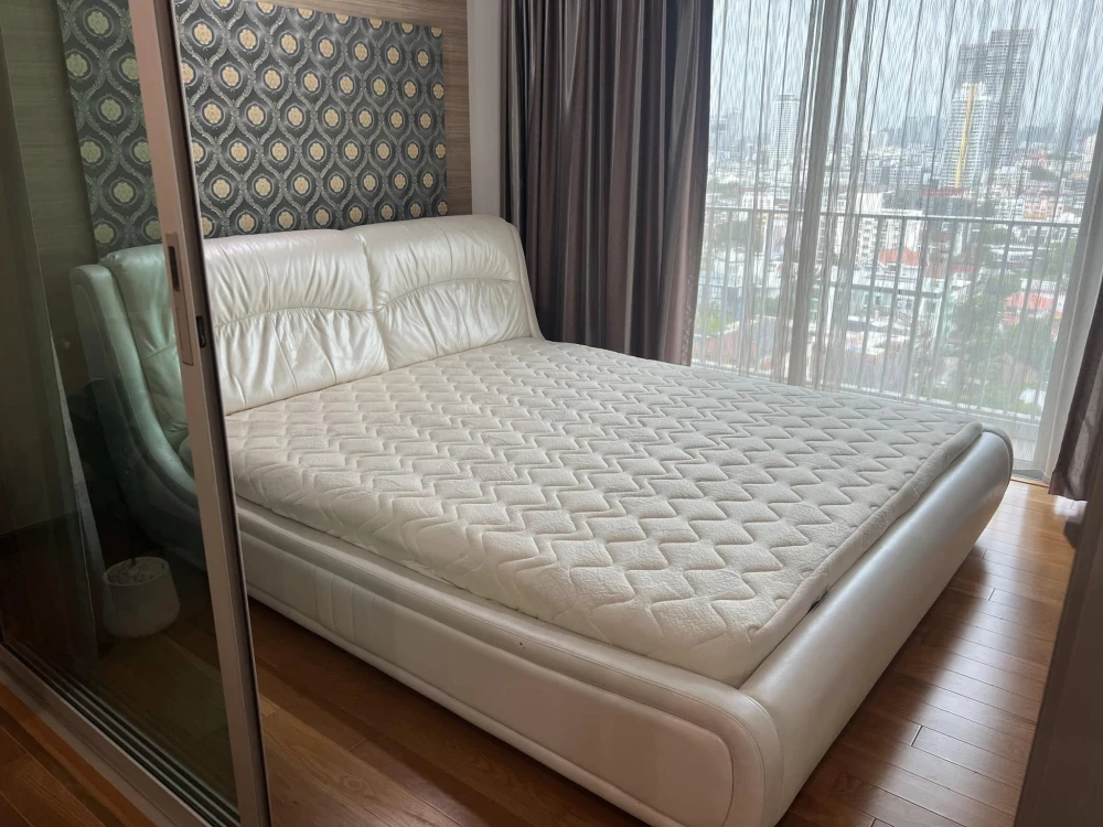 For rent: The Line Phahon Yothin Park, very spacious usable area, with beautiful wallpaper, ready, don't wait, book now.