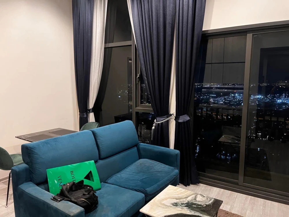 For rent: The Line Sukhumvit 101, a beautifully decorated room with superb built-in furniture and a beautiful view from a high floor. Don't miss it!