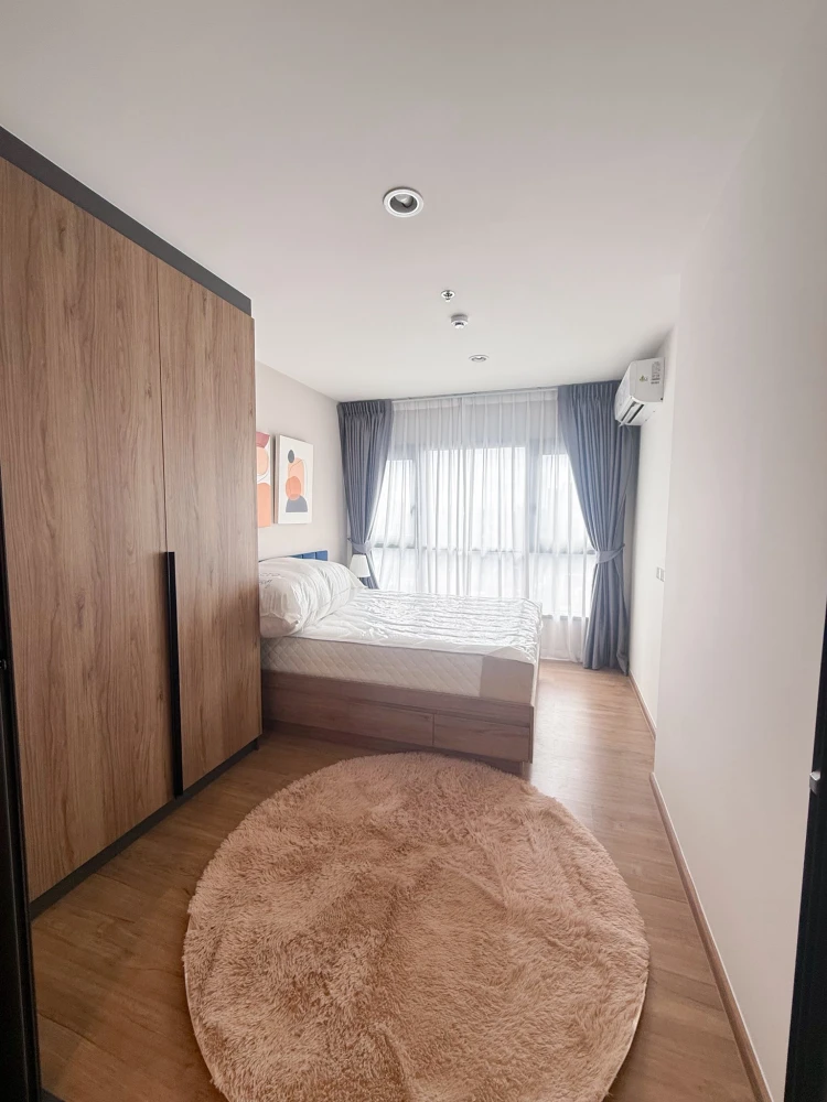 For rent: The Line Vibe, beautifully decorated unit on the 28th floor with stunning city views from the balcony. Fully furnished with appliances. Book