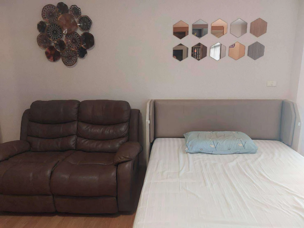 For rent: The Link Sukhuvmit 50, 1 bedroom, 1 bathroom, stylishly decorated, fully furnished, ready to move in!