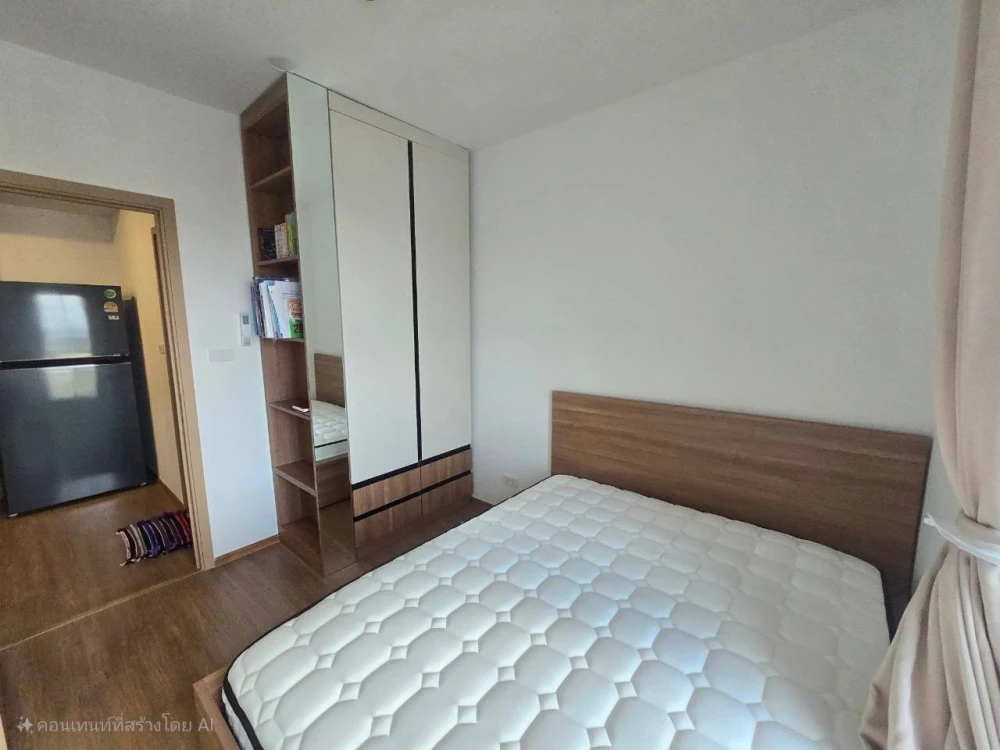 For rent: The Livin Phetkasem. Large room, comfortable living, great usable space, great price. Come reserve now. Don't miss out!