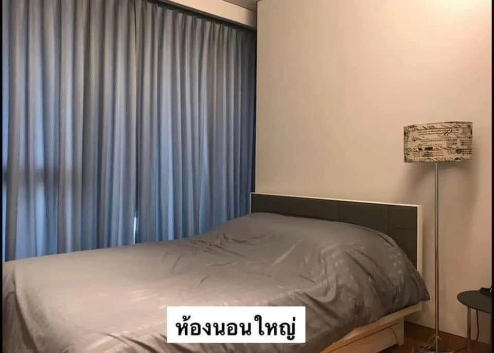 For rent: The Lumpini 24, 5th floor, not crowded, not crowded with people using the elevator, open balcony view, no buildings blocking, fully decorate