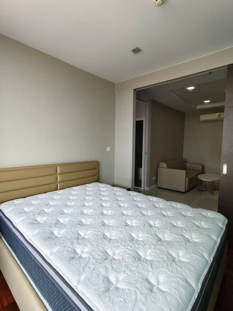 For rent: The Metropolis, 27th floor, fully furnished, ready to move in. Book now, don't wait!