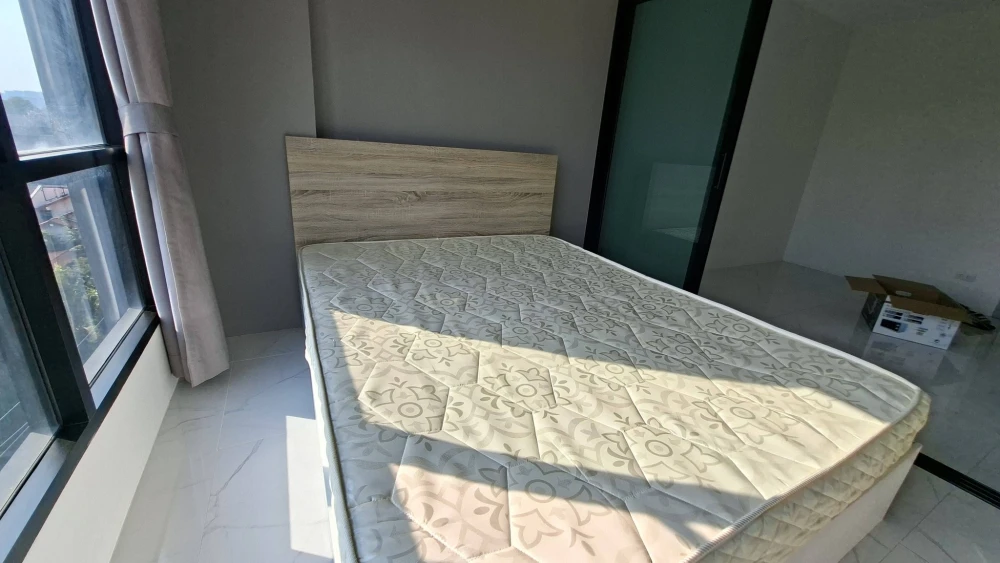 For rent: The Midtown Chaengwattana. Nice room, fully furnished, affordable price. Book now, don't miss out! +++