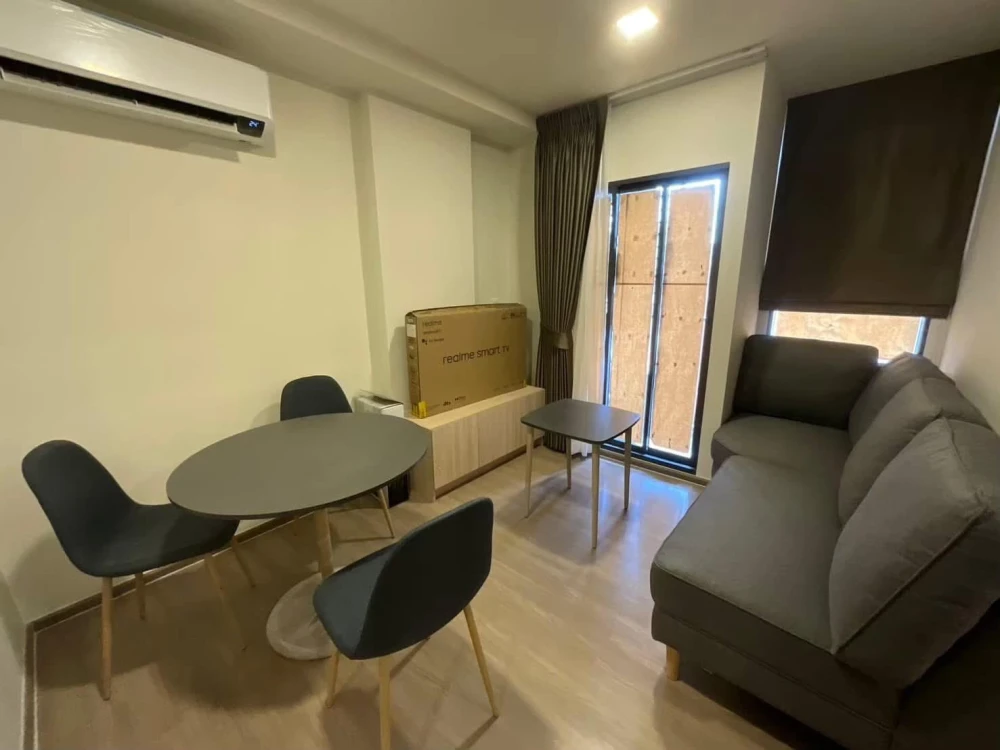 For rent: The Muve Bangna, 8th floor, corner room, end of corridor, fully furnished, hurry and reserve before you miss the opportunity.