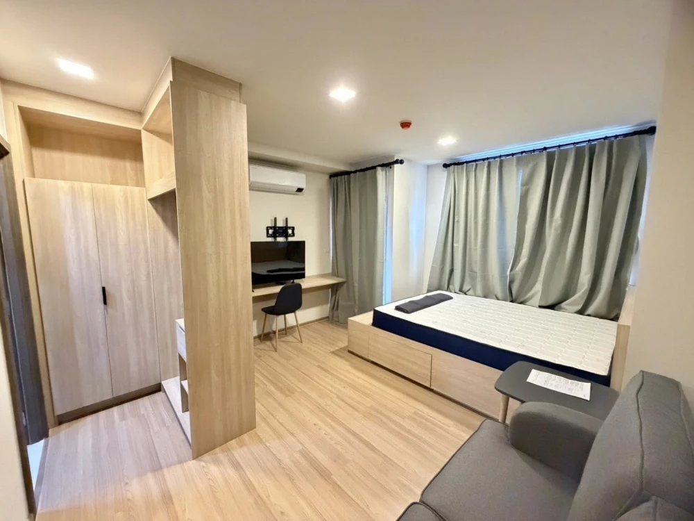 For rent: The MUVE Bangna. Nice room, fully furnished, excellent common areas. Book now!