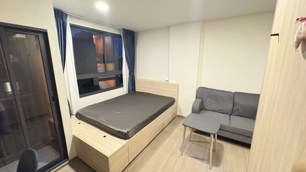 For rent: The MUVE Bangna, 1 bedroom, 1 bathroom, 8th floor, fully furnished and equipped, just bring your bags and move in!