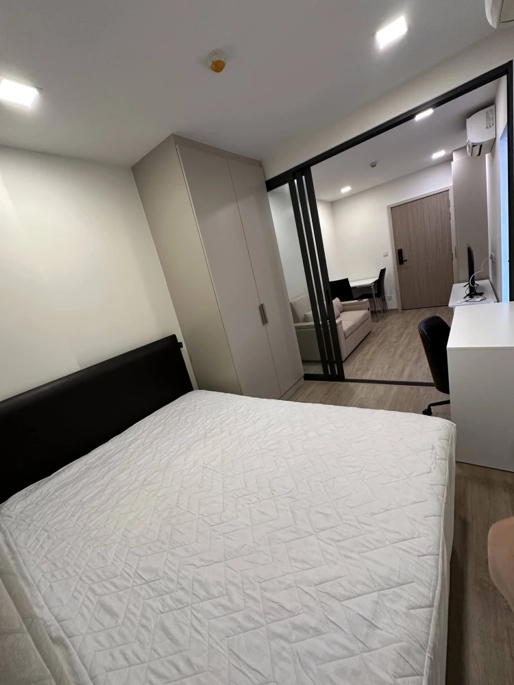 For rent: The Nest Chula Samyan, 1 bedroom unit with high-quality built-in furniture and complete amenities. Book now!