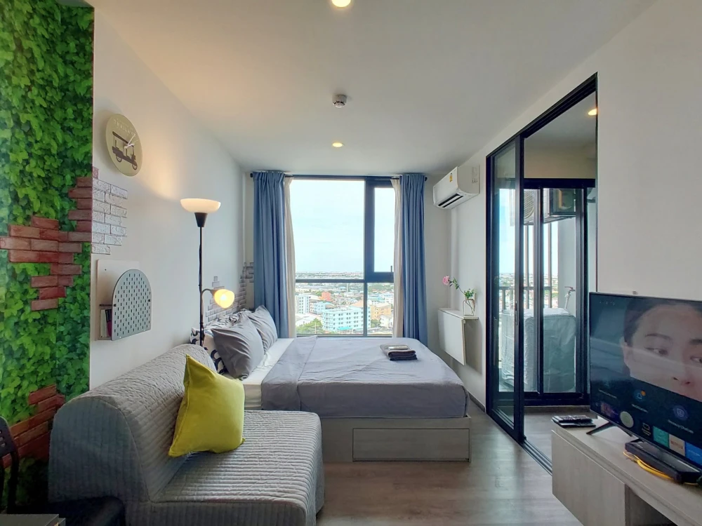 For rent: The Origin Sukhumvit-Sai Luat E22 Station condo with Chao Phraya River view, numerous facilities, and fully furnished with appliances.