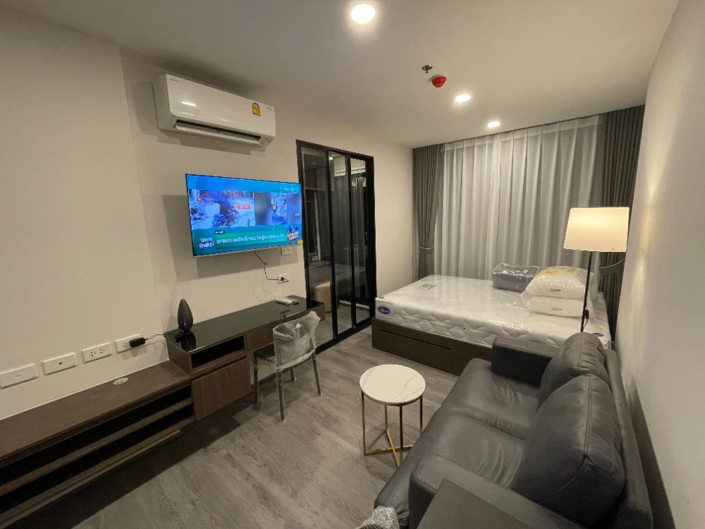 For rent: The Origin Ladprao-Bangkapi, 11th floor, pool view, fully furnished. Book now!
