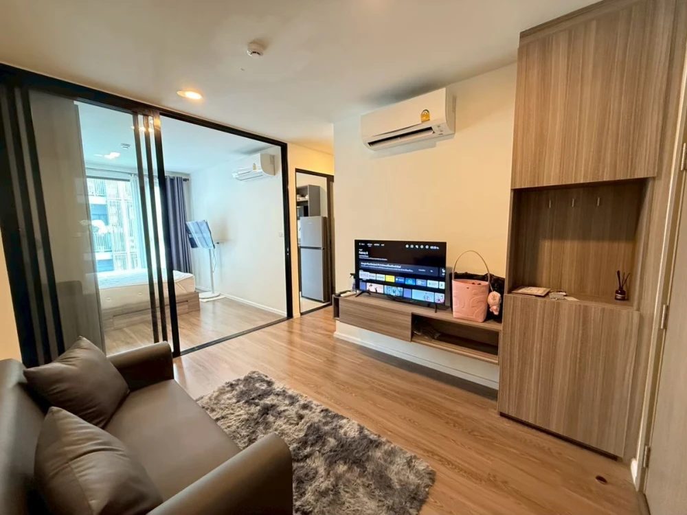 For rent: The Origin Ramintra 83 Station, 5th floor. A lovely unit. Book now, don't wait!
