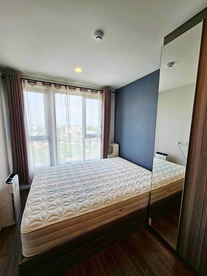 For rent: The Origin Ramintra 83 station, Building E, 8th floor (top floor). No opposite unit, next to the library, offering privacy.