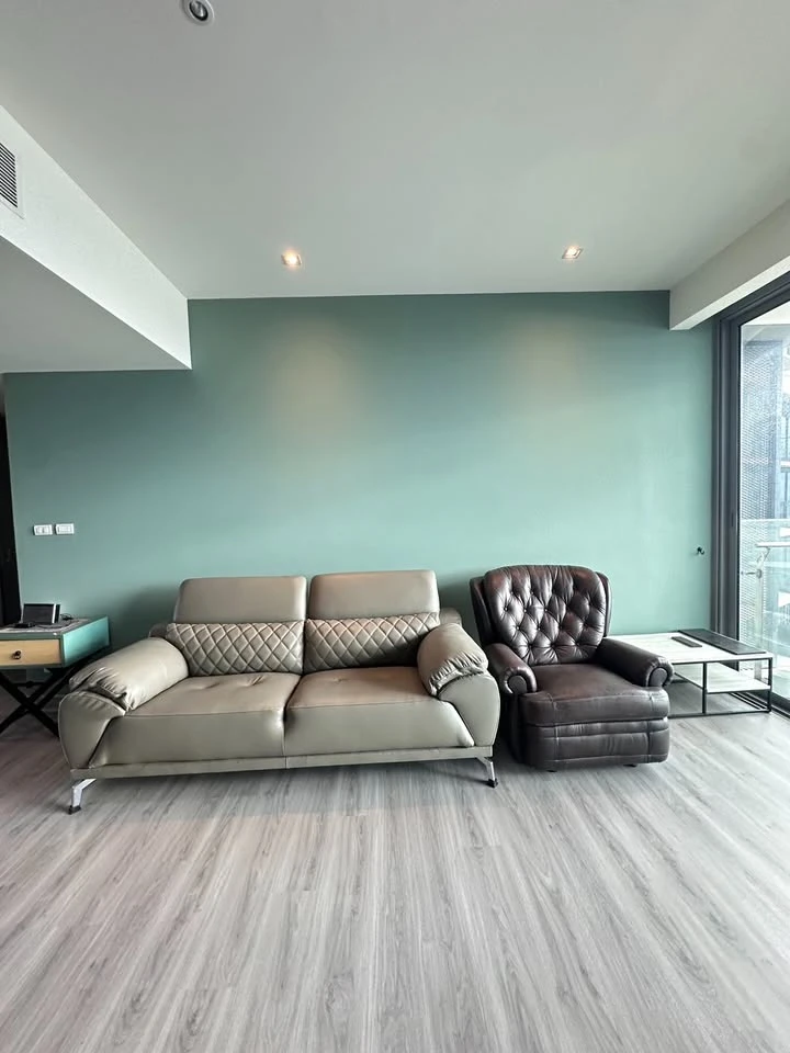 For rent: The Pano, spacious room, lots of usable space, decorated in a controlled tone, good location, comes with complete furniture, don't miss it.