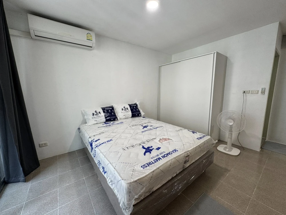 For rent: The Parkland Bangna. Nice room, complete amenities, affordable price. Book now!