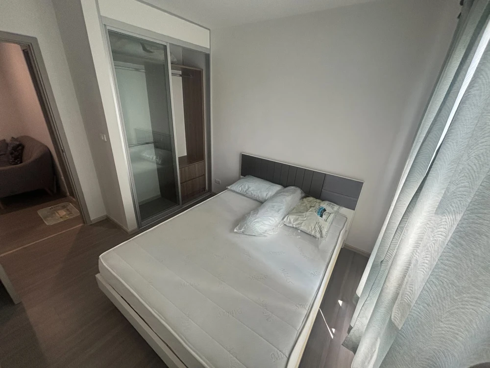 For rent: The Parkland Charan-Pinklao, fully furnished with high-quality appliances. A highly recommended rental!