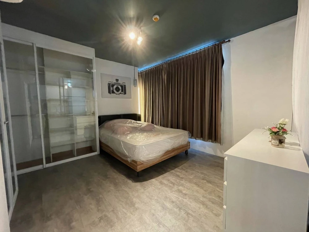 For rent: The Parkland Ratchada - Thapra, spacious room, lots of usable space, hurry up and reserve now, don't miss out.