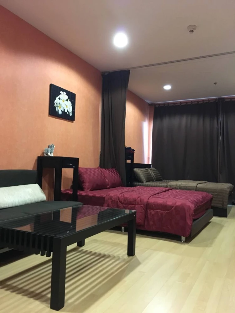 For rent: The Platinum, studio room, clear view of Baiyoke, fully furnished with electrical appliances, hurry and book now!