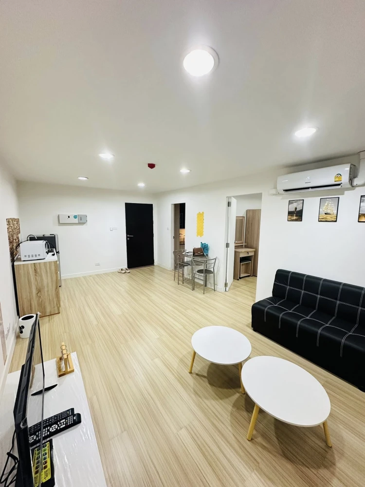 For rent: The Plenary Sathorn, 5th floor, fully furnished, very cool, ready to move in, book now, don't miss out.