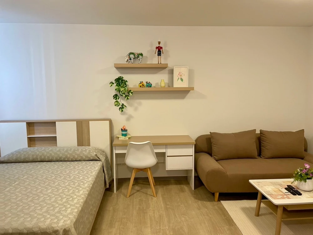 For rent: The Point Condo Rangsit Khong 6, North-facing unit, excellent location, minimalist style decoration, fully furnished. Book now!