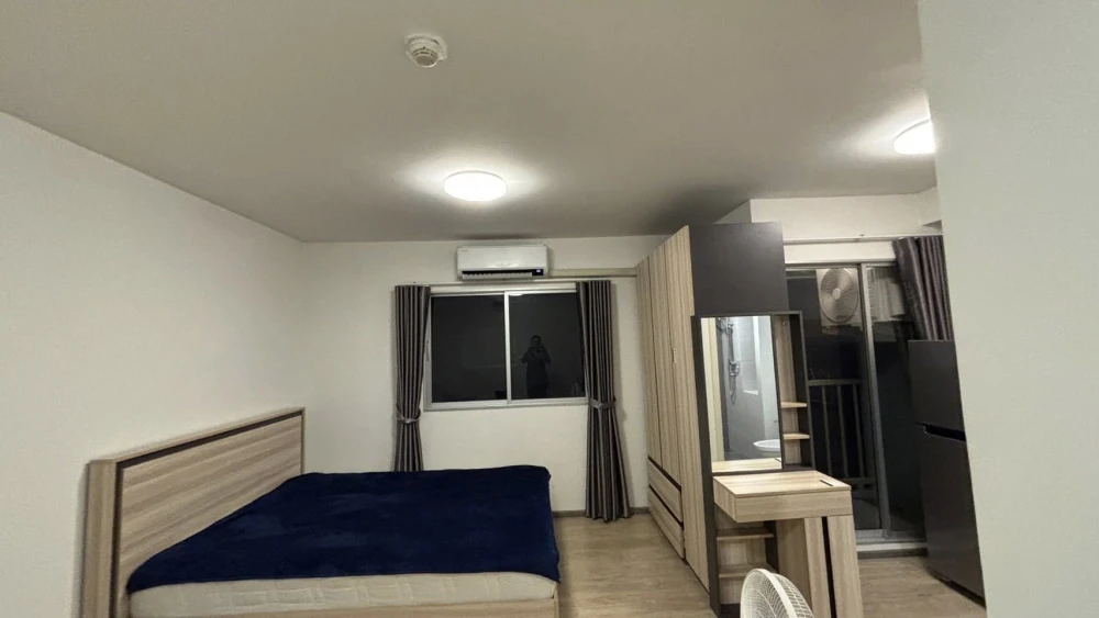 For rent: The Point Condo Rangsit-Klong 6, 2nd floor, fully furnished, very livable. Book now!