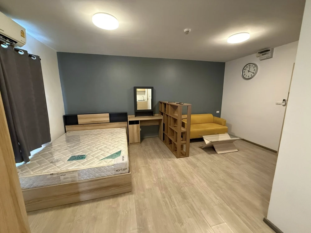For rent: The Point Condo Rangsit-Klong 6, 5th floor, fully furnished unit, very livable. Book now!