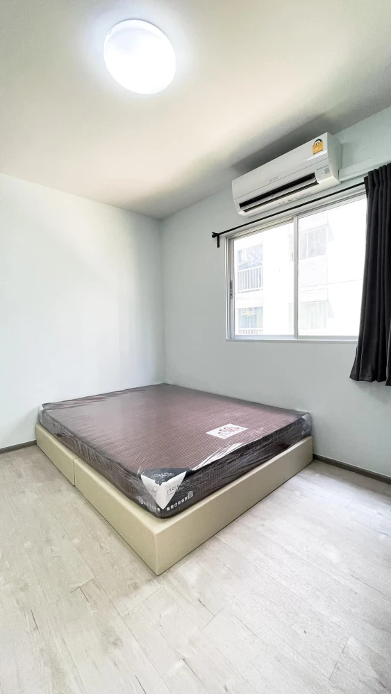 For rent: The Point Condo Rangsit-Klong 6, studio room, 2nd floor, fully furnished. Just bring your bags and move in!