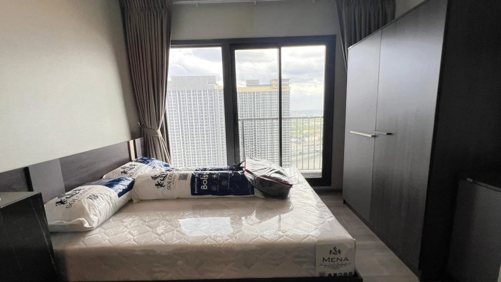 For rent: The Politan Aqua, high floor room, Chao Phraya River view, fully furnished, just bring your bags and move in.