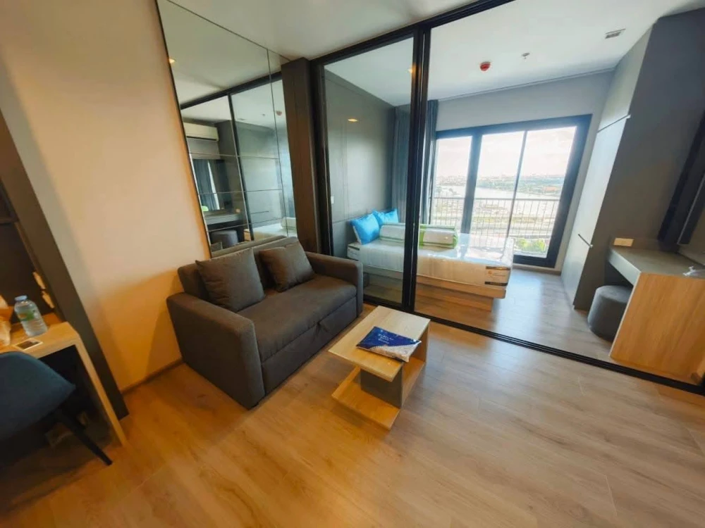 For rent: The Politan Rive, high floor room, ready to move in, fully furnished, hurry and reserve now before it's gone++