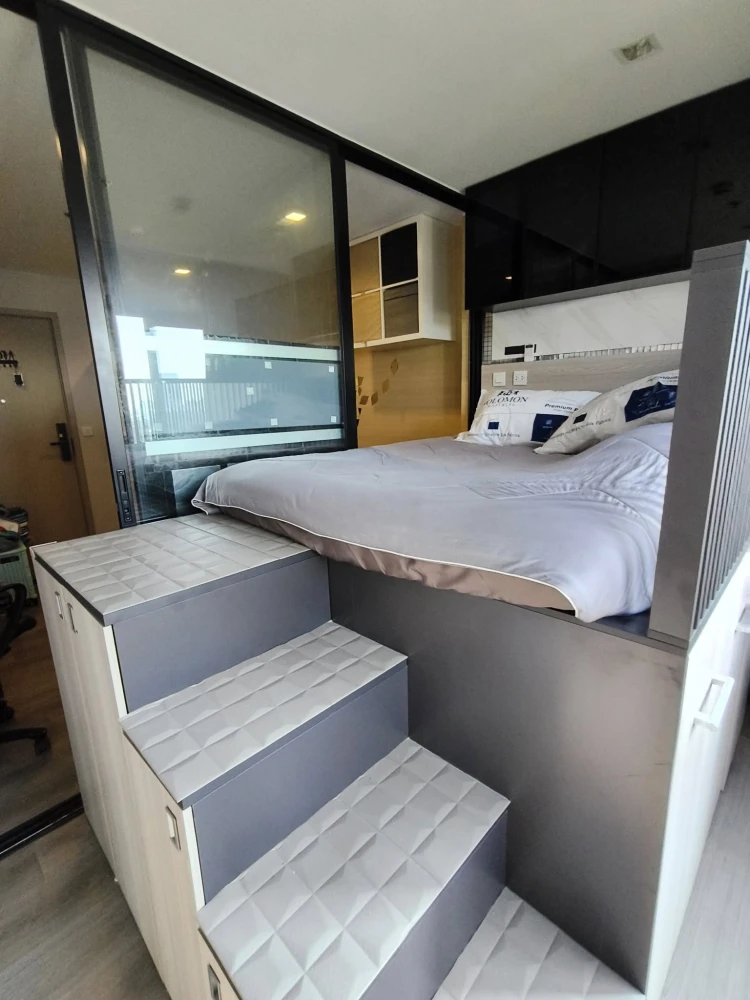 For rent: The Politan Rive. Fully furnished with appliances. Bunk bed provides ample storage for clothes and belongings. Book now!