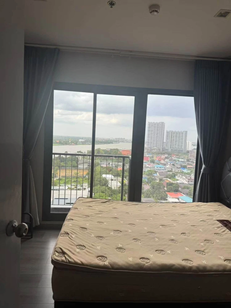 For rent: The Politan Rive, 1 bedroom, 1 bathroom condo with washing machine and complete amenities. Book now!