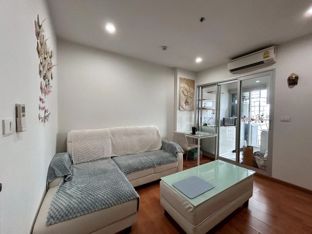 For rent: The President Sathorn - Ratchaphruek 3, 31st floor. High floor with stunning views and complete amenities. Book now! Don't miss out!