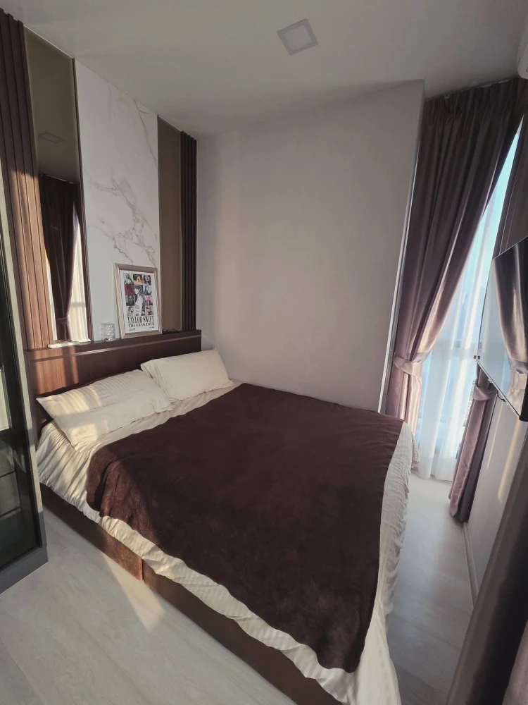 For rent: The Privacy Jatujak, 1 bedroom, 1 bathroom, fully furnished with high-quality built-in furniture. Don't miss out!