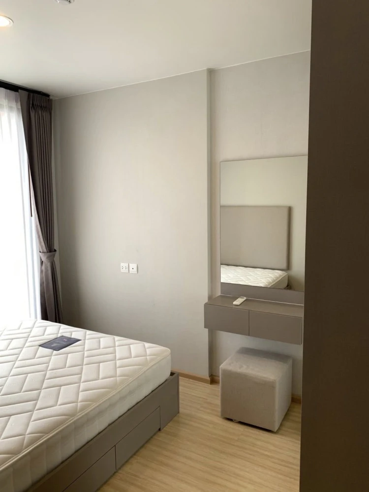 For rent: The Privacy Thaphra Interchang, spacious room with plenty of usable space, comes with complete facilities. Don't miss it!