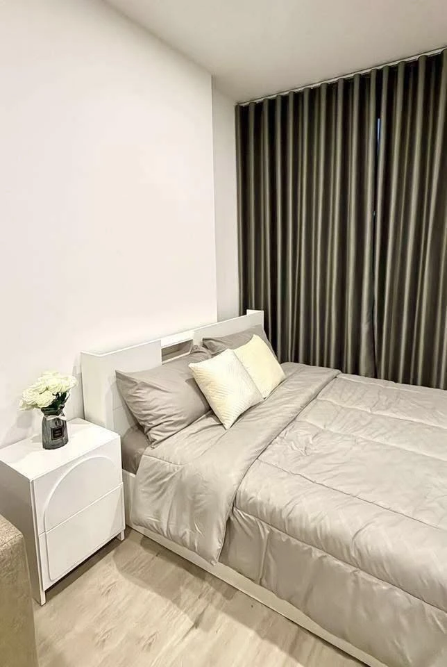 For rent: The Rich Rama 9-Srinakarin, high floor unit, fully furnished. Book now before it's too late!+++