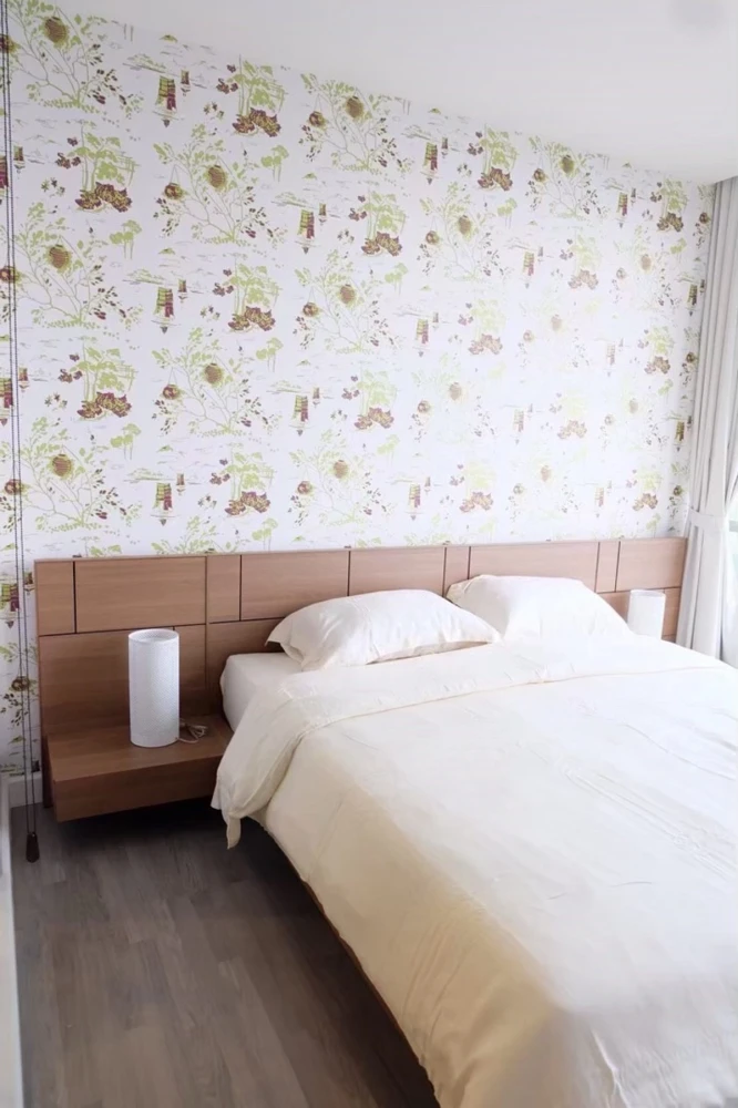 For rent: The Room Rama 4, 31st floor, corner room, beautiful view, fully furnished. Interested? Reserve now. Don't miss out!