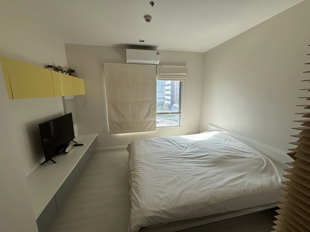 For rent: The Room Rathcada-Ladprao, 1 bedroom, 1 bathroom, spacious living area, fully furnished. Book now!