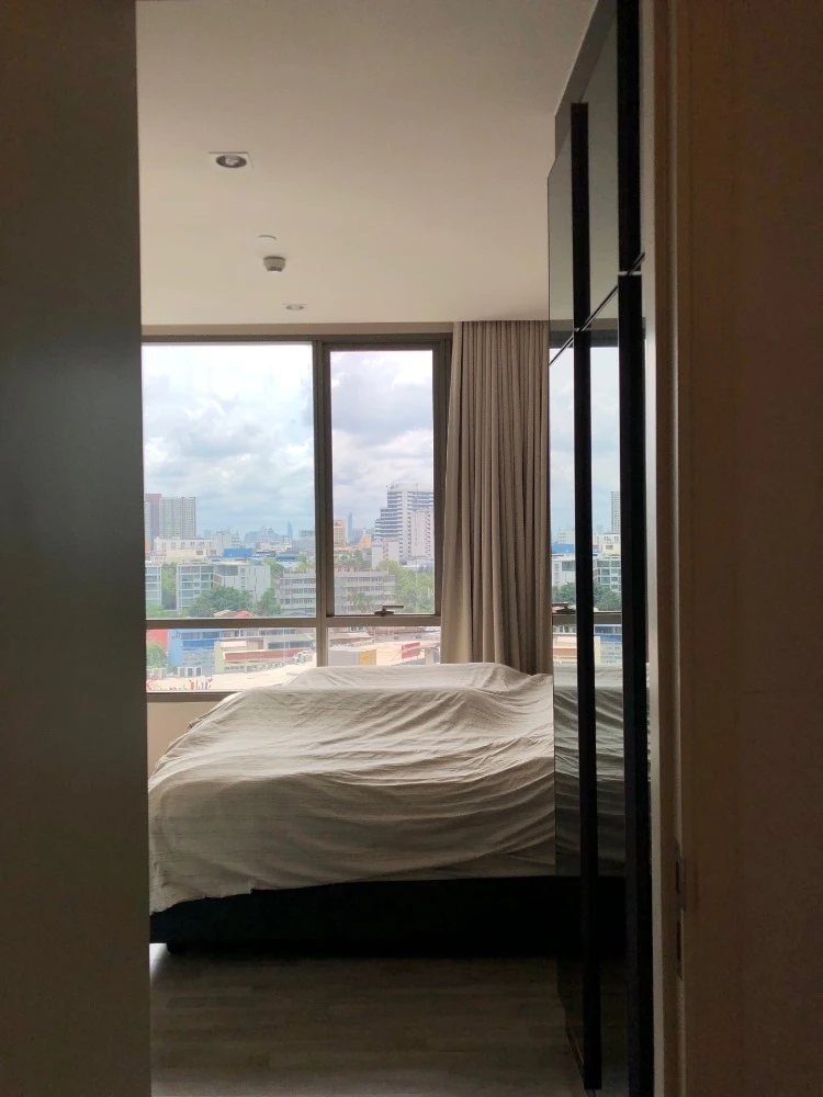 For rent: The Room Sukhumvit 69, 10th floor, fully furnished, very livable. Book now! (Hurry!)