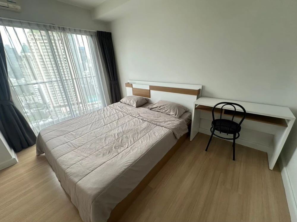 For rent: The Seed Mingle, spacious and comfortable room, fully furnished + complete electrical appliances. Reserve now before it's too late!!